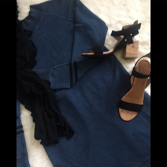 Sold.FREE PEOPLE Knit Dress. Just add black boots. - Picture 2 of 6